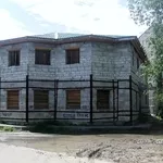 Двухэтажное здание в центре г. Курган